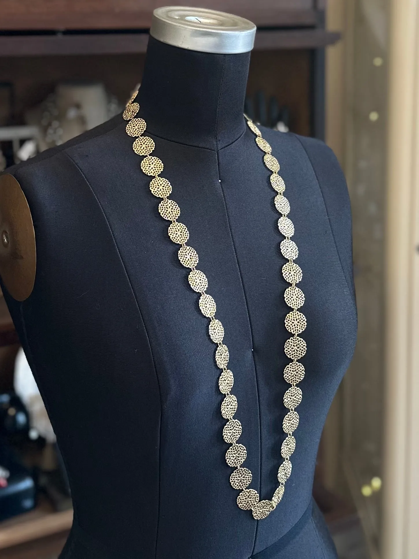 Vintage Signed BEN AMUN by Isaac Manevitz Gold Tone Filigree Floral Circle Chain Necklace 36.75”