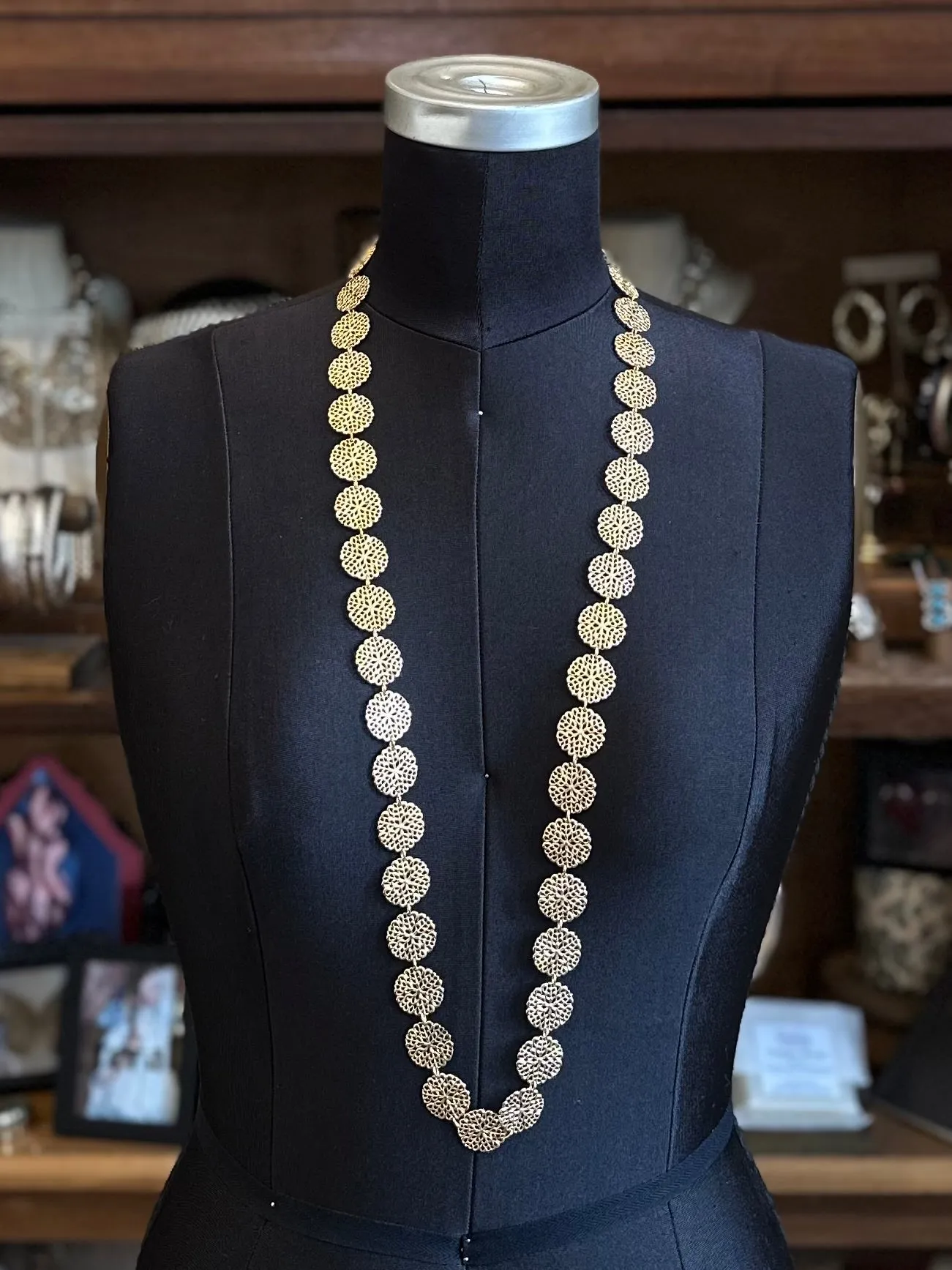 Vintage Signed BEN AMUN by Isaac Manevitz Gold Tone Filigree Floral Circle Chain Necklace 36.75”