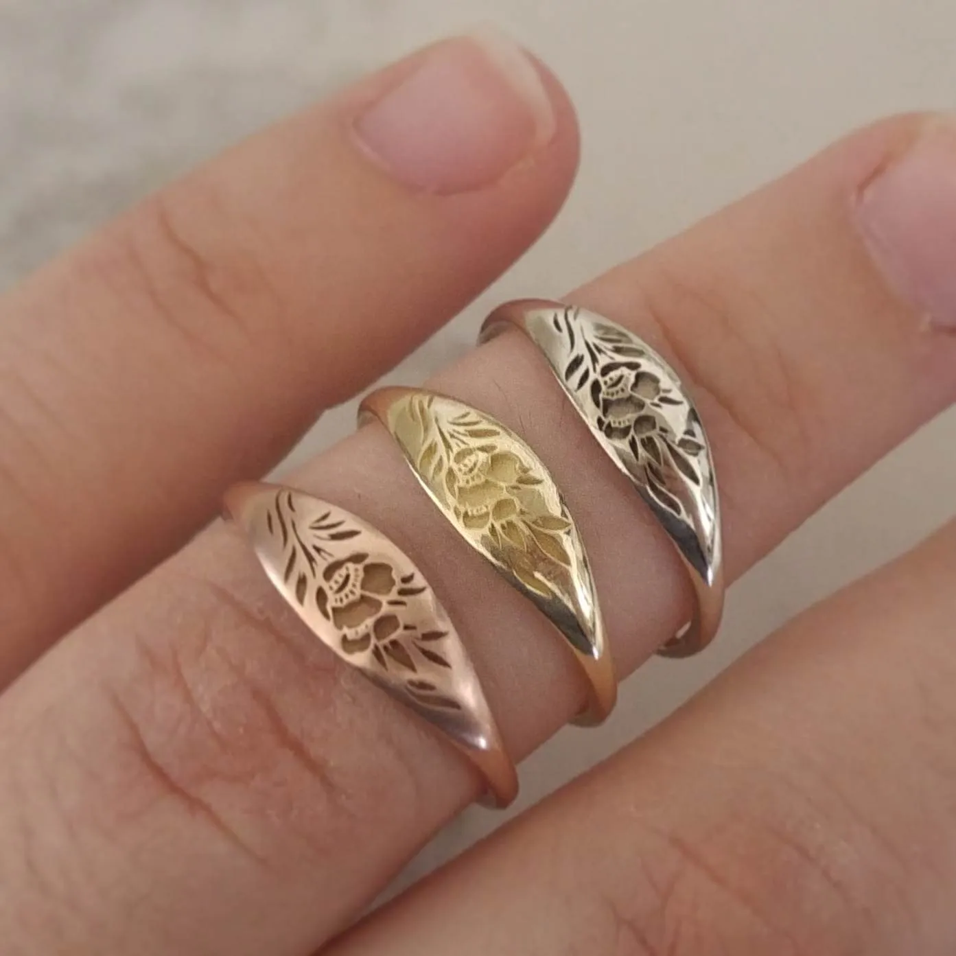 Vintage style rose gold Flora wedding ring set