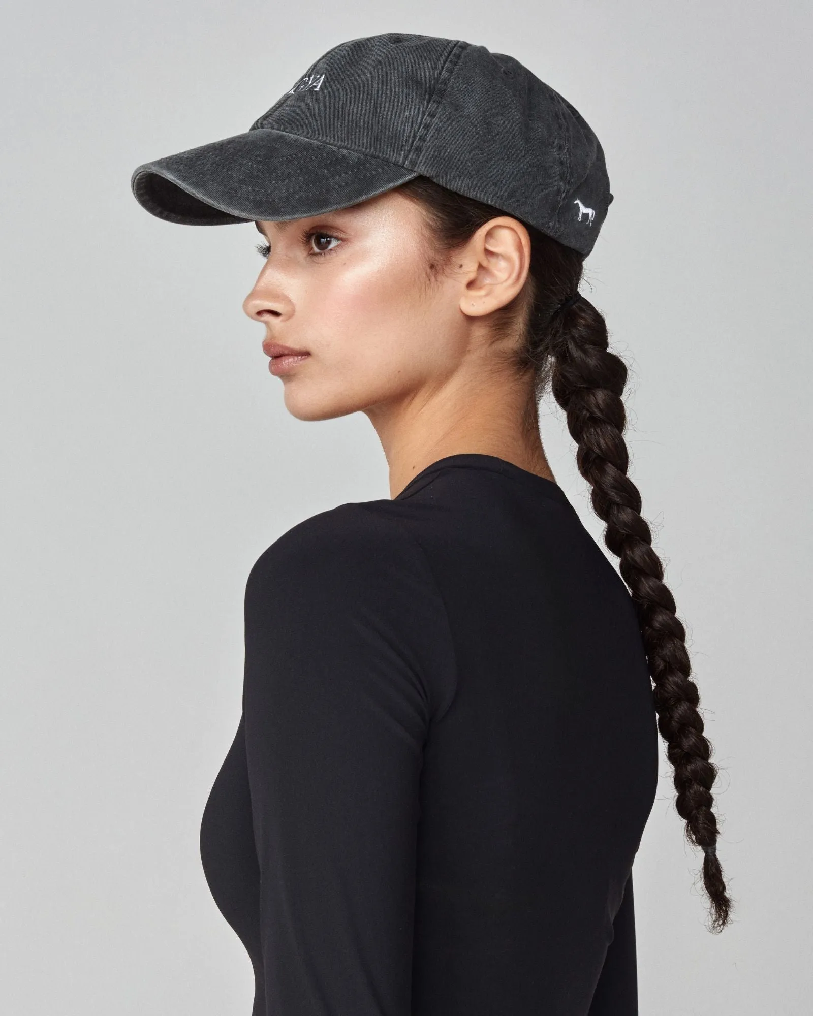 Yagya Horse Cap Black