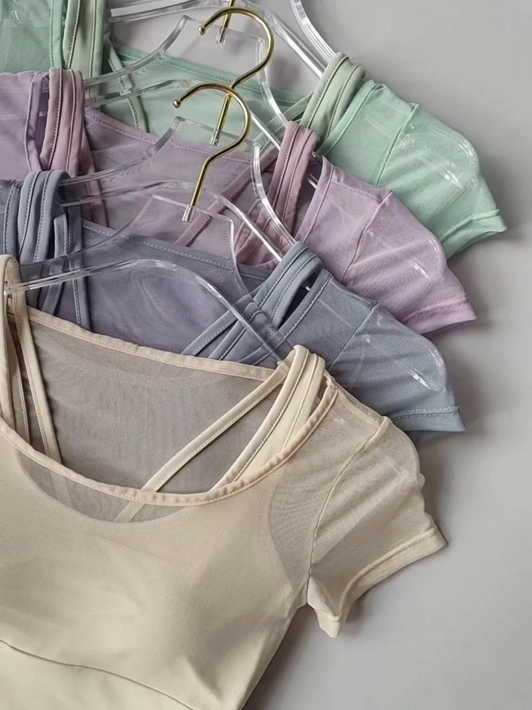 Yoga Top Quick Drying and Breathable